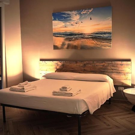 The House Of The Waves Hotell Brindisi Exteriör bild